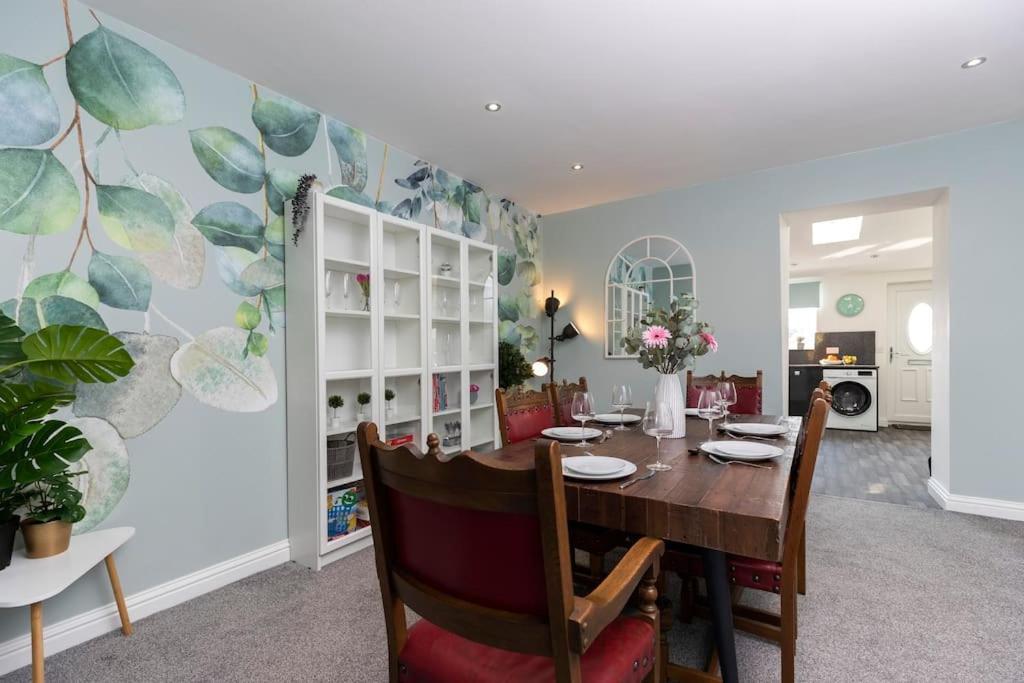 Auckland View - A Comfy & Spacious 4Bed With Views Coundon Exterior foto